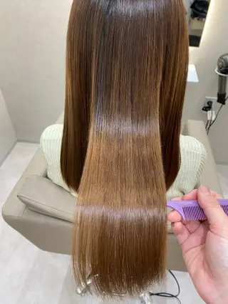 ロング カラー 艶髪🌟髪質改善✨ Zinaヤマダ チサのヘアスタイル