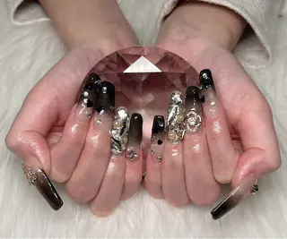 ネイル nail&eye Ariesのネイルデザイン