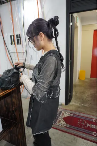 ロング カラー パーマ ヘアアレンジ 髪と音処　マトぺ所属・デザインカラー/ボブ ブリーチカラー/ユリのヘアスタイル