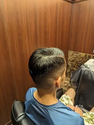 ショート 横須賀和也 ヒロ銀座一丁目のヘアスタイル