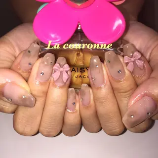 ネイル Lacouronne NATSUMIのネイルデザイン