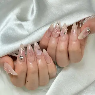 ミディアム るな ラヴェニアのネイルデザイン