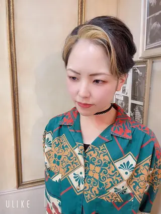 ショート カラー 岩谷/ブリーチ 🪽透明感カラーのヘアスタイル