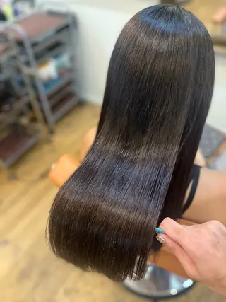 ロング ⚪️髪質改善 縮毛 店長 コウ⚪️のヘアスタイル