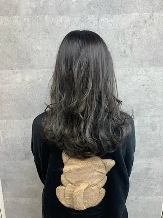 セミロング カラー 今野 美栄のヘアスタイル