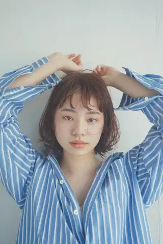 ミディアム ベージュ/髪質改善 新潟/万代/井上佑のヘアスタイル