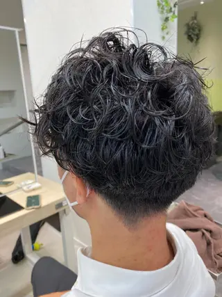 メンズ 韓国メンズ特化 パーマSatskiのヘアスタイル