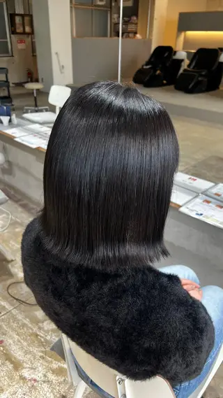 カラー 夏見 柚羽のヘアスタイル