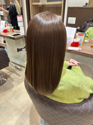 ミディアム Aimi🎀 浦安/じゅわっと暖色のヘアスタイル