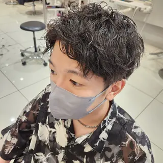 ショート 大澤 健介のヘアスタイル