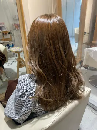 セミロング カラー 安永 涼のヘアスタイル