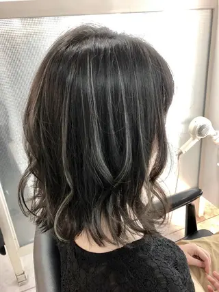 ミディアム カラー 田村拓巳 韓国風、髪質改善のヘアスタイル
