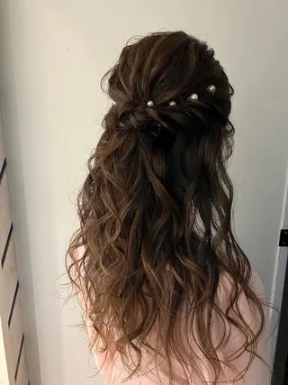 ロング カラー パーマ ヘアアレンジ 🎨カラー満足度 500%💫ヅル💫のヘアスタイル
