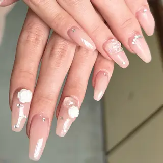 ネイル MANAMI🫧🫖 /ごてごて アートのネイルデザイン