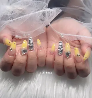 ネイル HIN NAILのネイルデザイン