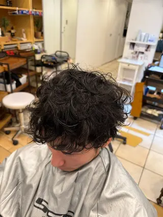 パーマ メンズ 中野 亮のヘアスタイル