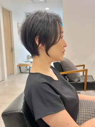 ショート 福井 茉菜美のヘアスタイル