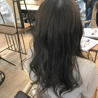 ロング カラー 伊藤 光成のヘアスタイル