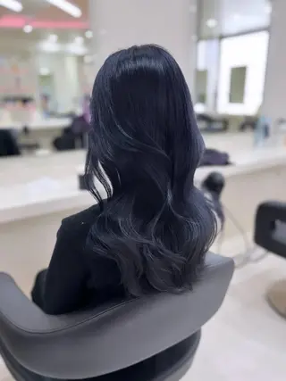 ロング 縮毛矯正× ブルーブラック/池袋のヘアスタイル