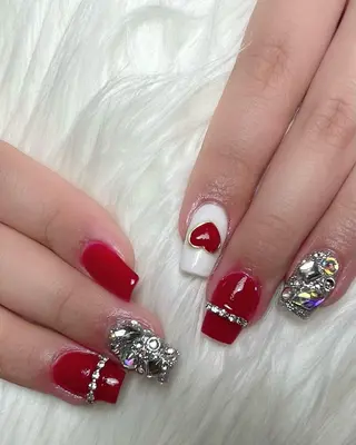 ネイル Feel ‪‪☺︎‬Yuriaのネイルデザイン