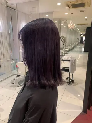 カラー 澤井 愛和のヘアスタイル