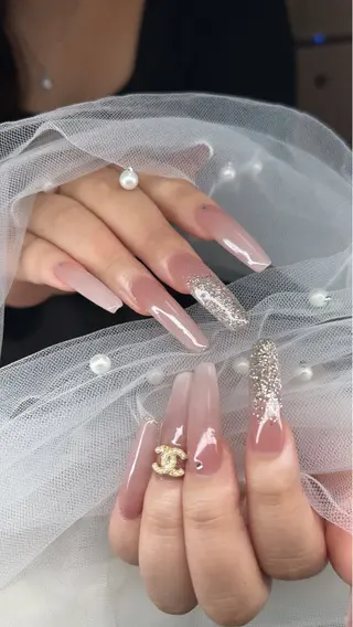 ネイル 石田 幸音のネイルデザイン