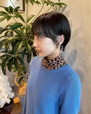 ショート Basis 田口豪司のヘアスタイル