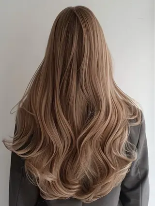 ロング カラー ブリーチなしWカラー 超特化/YURAのヘアスタイル