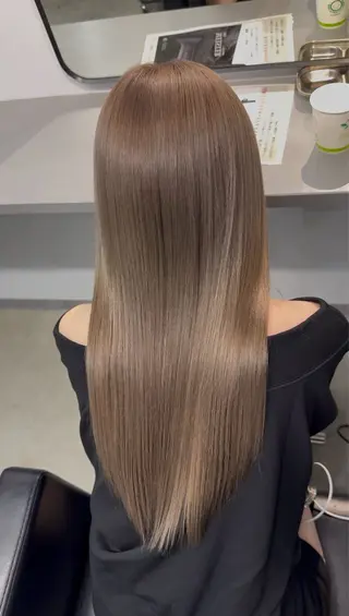 ロング lafit YURITOのヘアスタイル