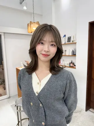 ミディアム カラー 髪質改善ストレート ケアブリーチ/ミオのヘアスタイル