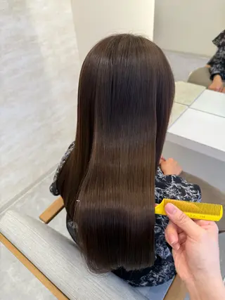 セミロング カラー 髪質改善&艶感カラー 🪄岡井美結のヘアスタイル