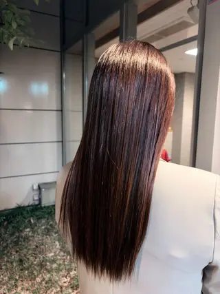 ロング 山浦 貴恵のヘアスタイル