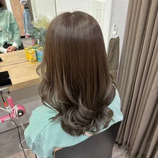 カラー 艶感カラー/オリーブ アレンジ：♡のヘアスタイル