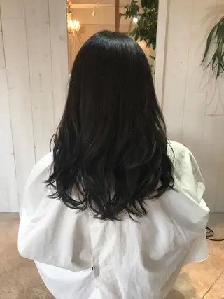 セミロング カラー 長尾 桃佳のヘアスタイル