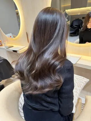 ロング カラー 透明感カラー🤎 中川智帆のヘアスタイル