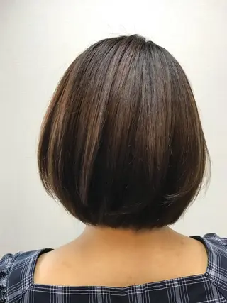 ショート カラー 吉森 満俊のヘアスタイル