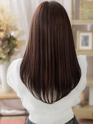 ロング カラー 透明感カラー🫧胸元 彩那🩰ྀིのヘアスタイル