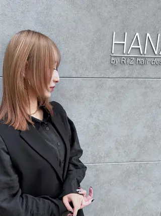 ミディアム カラー HANA by RIZのヘアスタイル