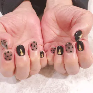 ネイル VIOLUS 関目のネイルデザイン