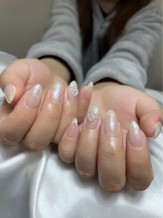 ネイル 𝓐𝓷𝓻𝓲 XiinhNailのネイルデザイン