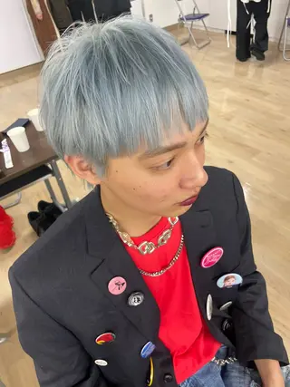 ショート カラー メンズ 岩崎 唯人のヘアスタイル