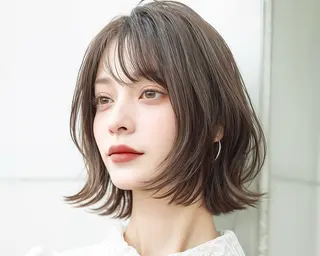 ショート カラー Attrait .のヘアスタイル