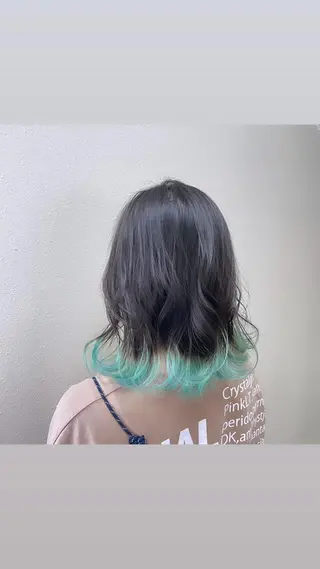 ミディアム カラー パーマ ヘアアレンジ メンズ キッズ ネイル マツエク・マツパ 切りっぱなしヘアボブ ミディアムヘアRYOのヘアスタイル