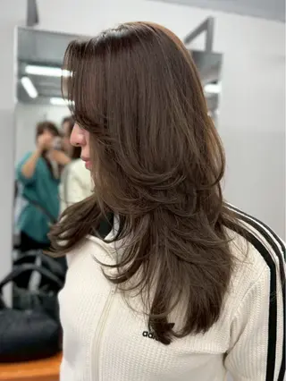 カラー 倉辻 香奈子のヘアスタイル