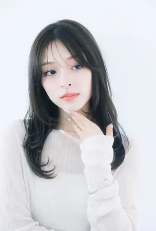 セミロング Yu kaのヘアスタイル