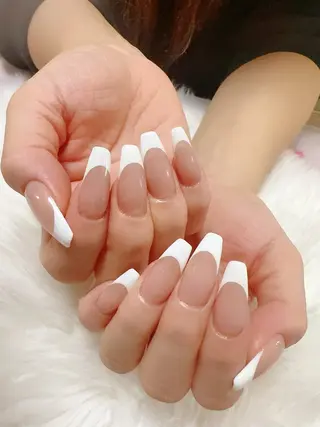 ネイル &ME ネイルサロンのネイルデザイン