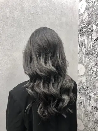 セミロング カラー 豊中/メンズ特化 岡田 龍之介のヘアスタイル