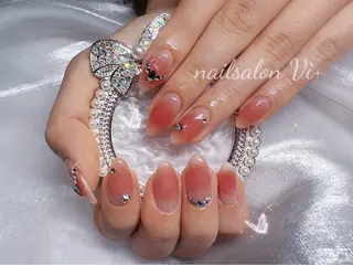 ネイル ✨Nailsalon Vi+✨のネイルデザイン
