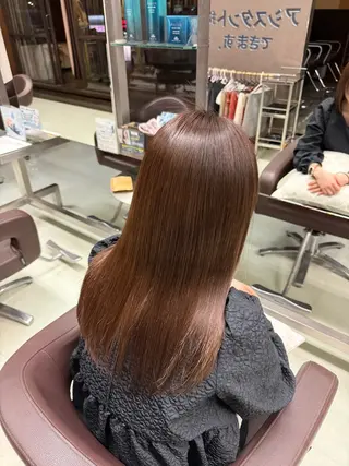 ミディアム カラー 新井優馬｜縮毛矯正/ 地毛風ストレートのヘアスタイル