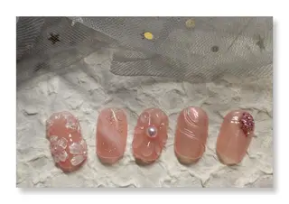 ネイル 花花 ネイルサロンのネイルデザイン